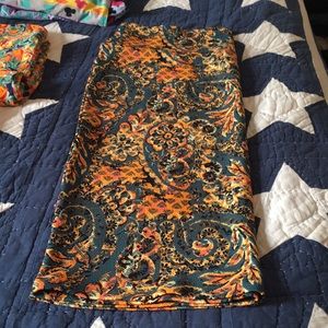 LuLaRoe Cassie skirt size 2XL in paisley of orange and teal.  Great for Fall!
